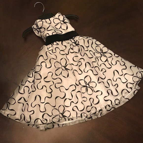 Rare Editions Other - Black and White Toddler Dress